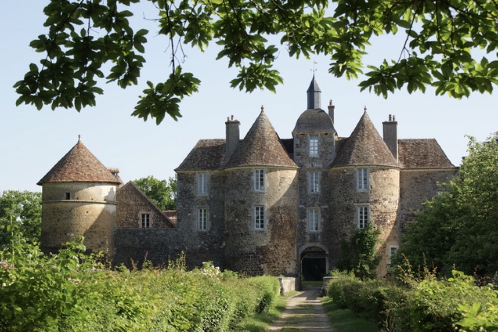Façade Château de Ratilly, photographe Claire Sauvage Façade Château de Ratilly, photographe Claire Sauvage
