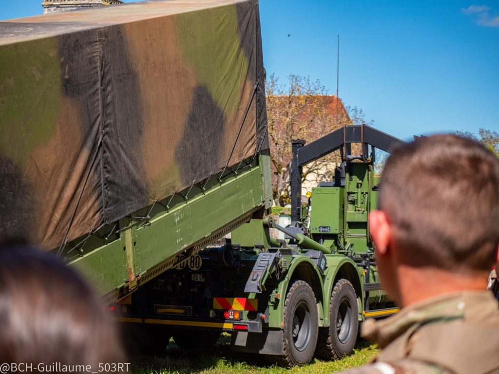 Camion militaire lors d'un exercice militaire ORION du 13 au 26 avril 2026