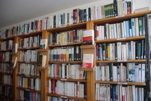 Bibliotheque adultes Treigny 2 300x200
