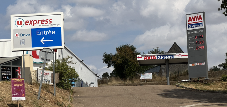 Essence AVIA Xpress - Saint-Sauveur-en-Puisaye Essence AVIA Xpress - Saint-Sauveur-en-Puisaye
