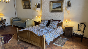 Chambre des Dames - Chambres d'hôtes - Maison Forte Perreuse Chambre des Dames - Chambres d'hôtes - Maison Forte Perreuse