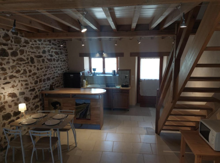 Cuisine Maison d'hôtes Les Puisayennes