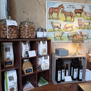Vente à la Ferme des Chats Ferrés Vente à la Ferme des Chats Ferrés