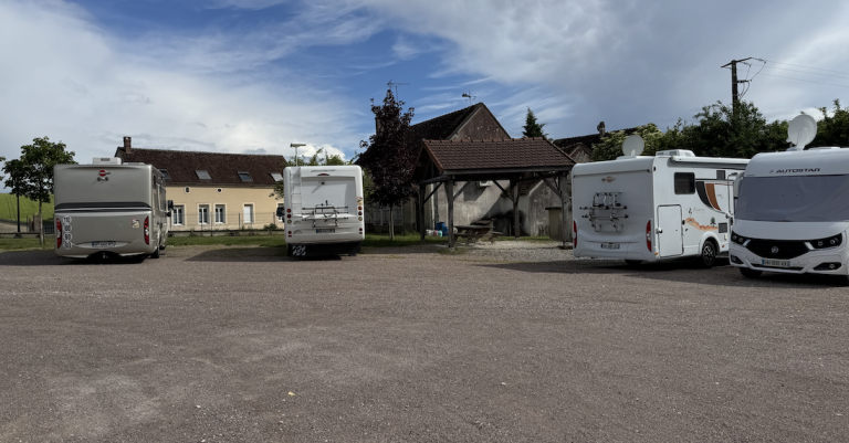 Aire de services camping-car - Treigny