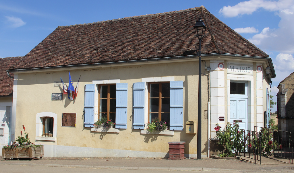 Mairie de Sainte-Colombe-sur-Loing